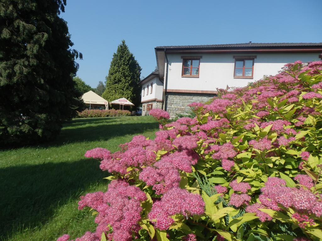 Hotel Terasa Frýdek-Místek エクステリア 写真