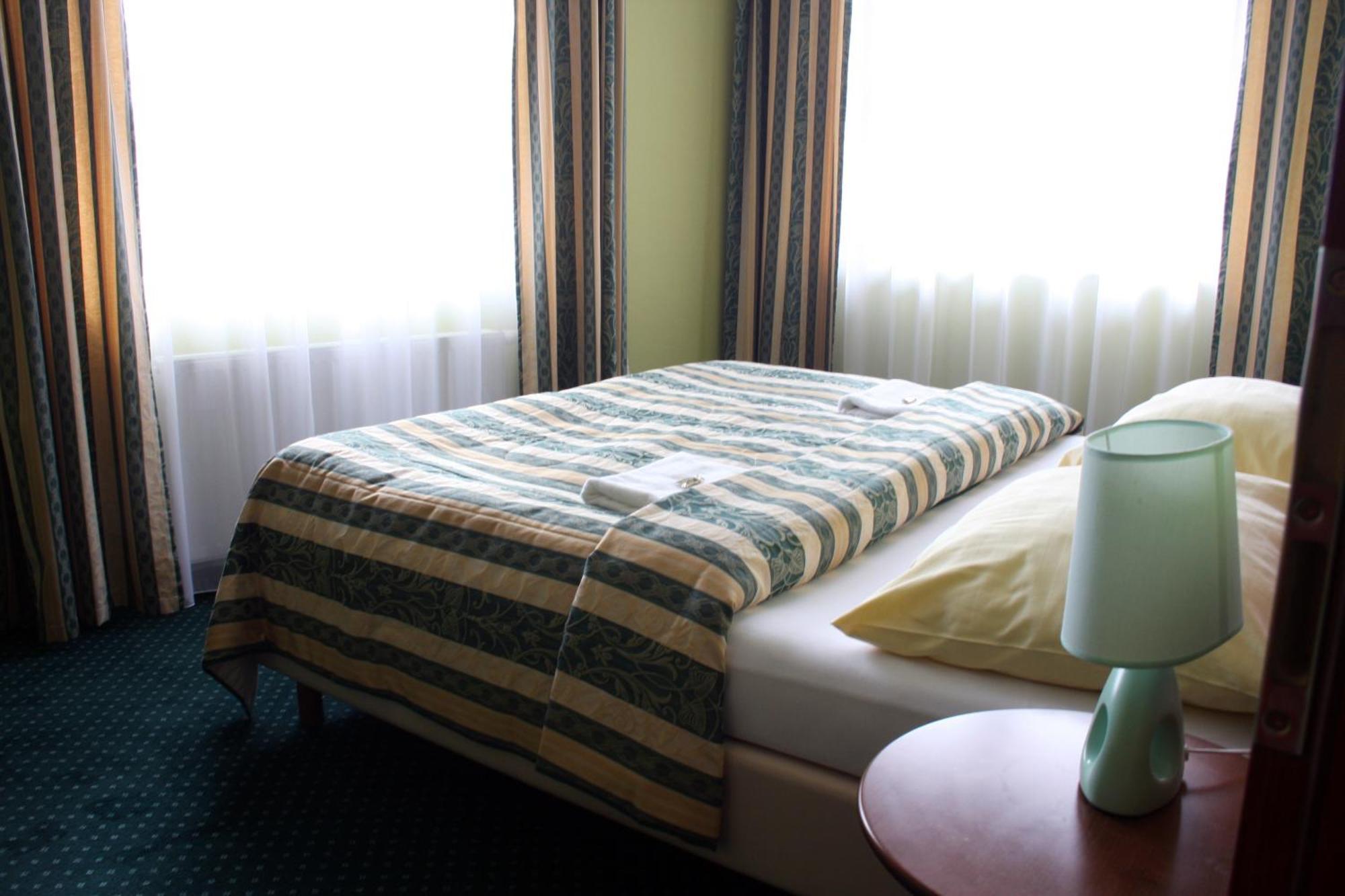 Hotel Terasa Frýdek-Místek エクステリア 写真