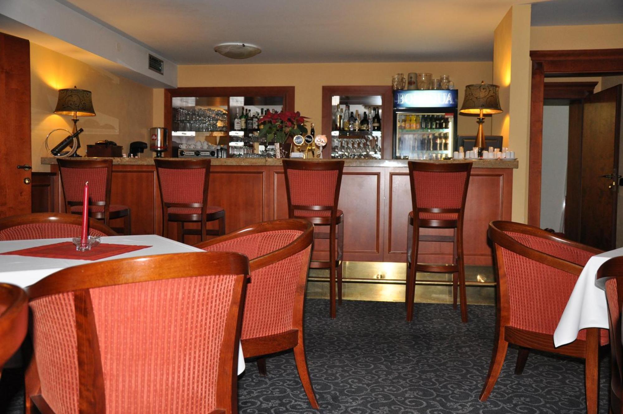 Hotel Terasa Frýdek-Místek エクステリア 写真